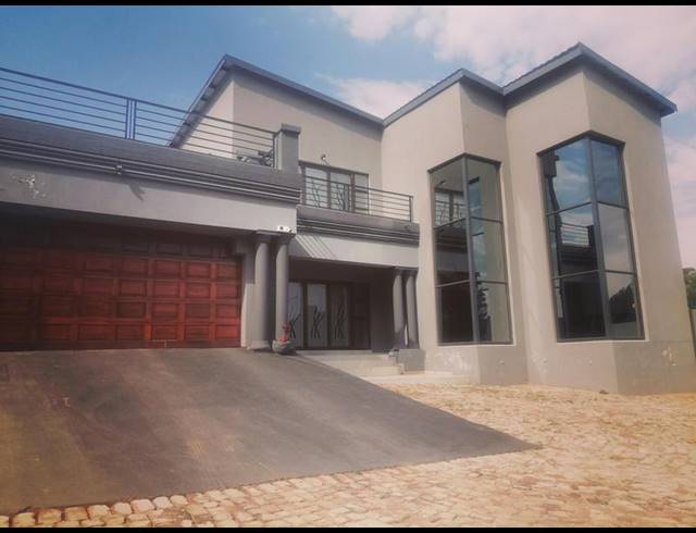 4 BEDROOM HOUSE FOR SALE IN OHENIMURI